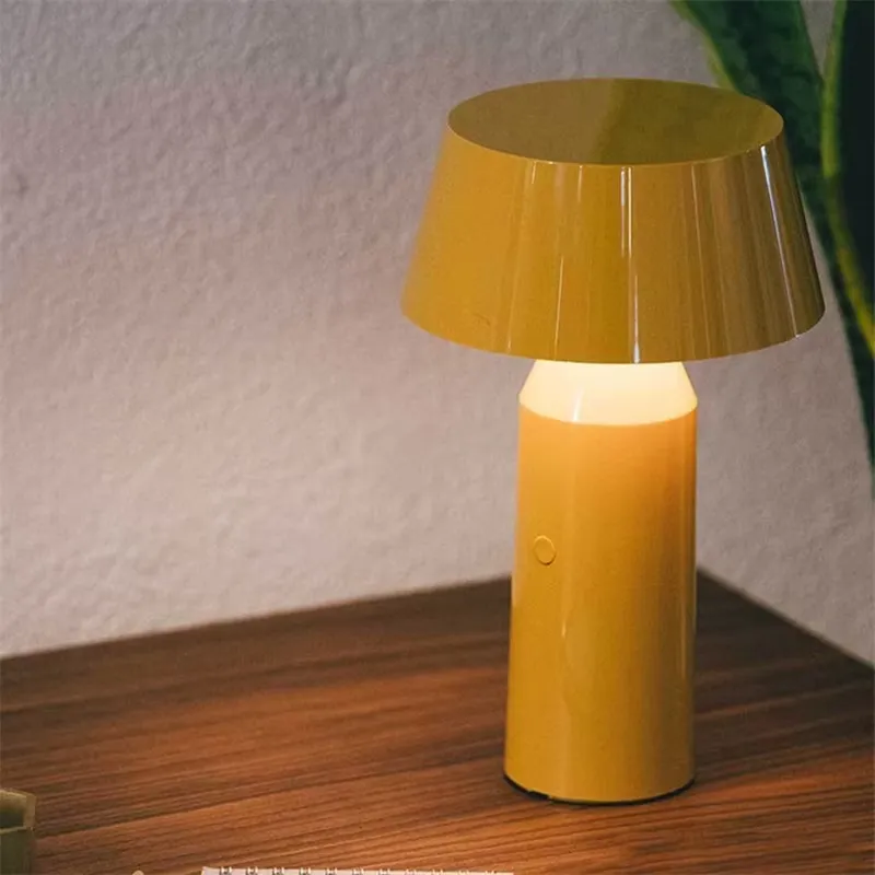 현대적인 디자인의 LED 데스크 램프, 거실, 침실,  - Light Switch 리뷰 및 가격